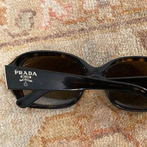 PRADA SUNGLASSES